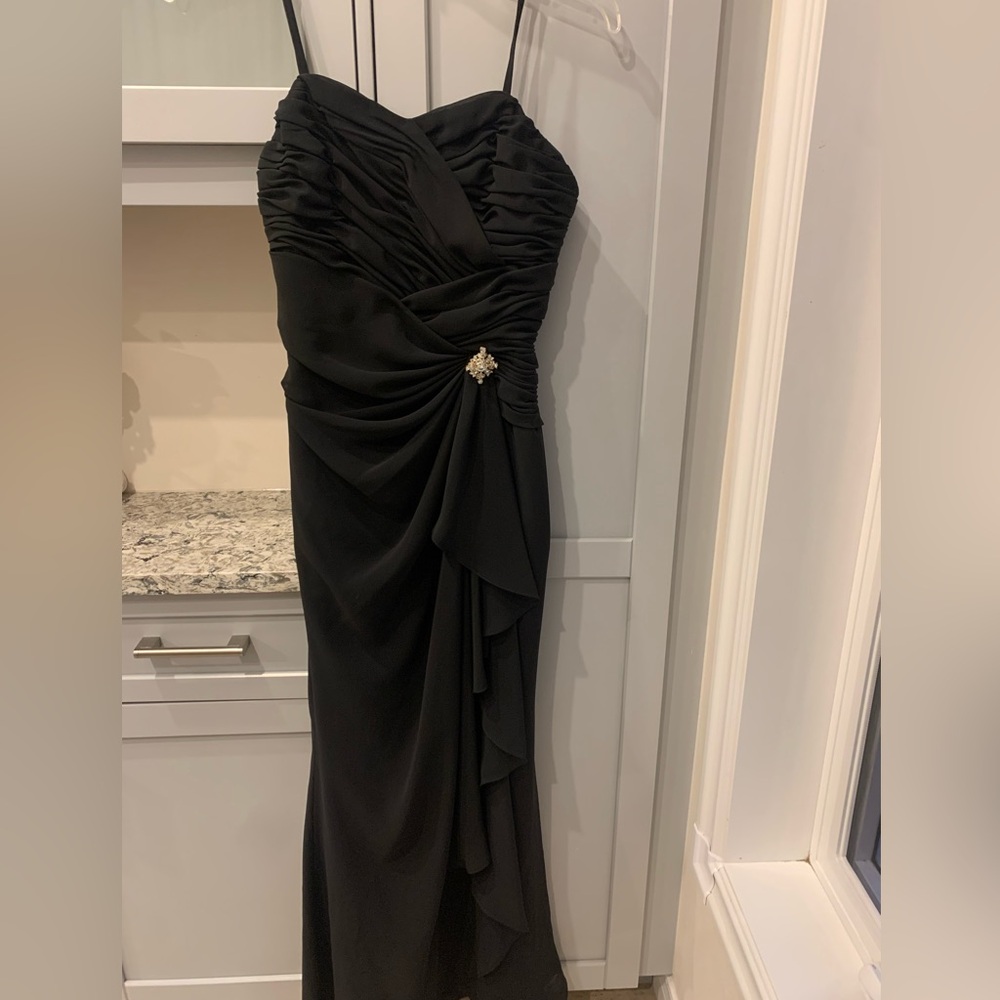 Impressions dress prom wedding party